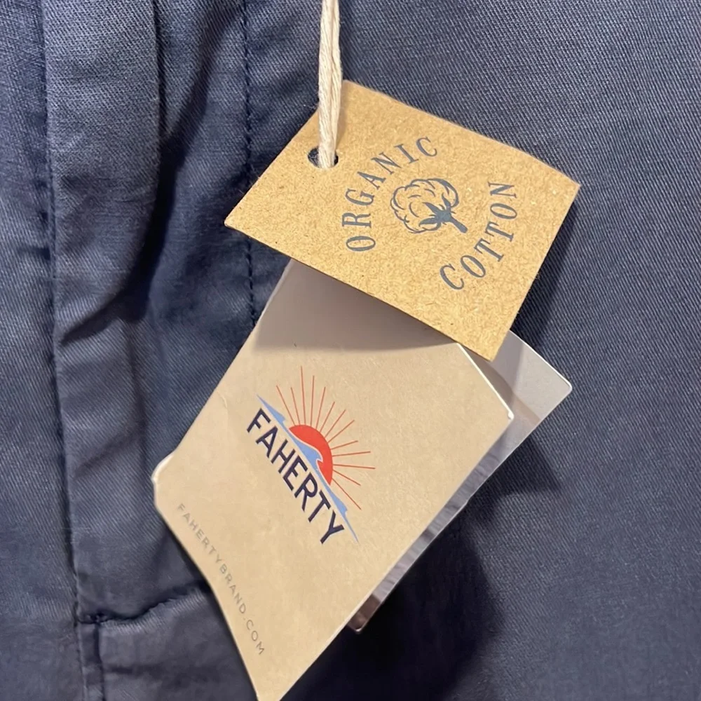 FAHERTY Island Life Shorts Size 40, NWT